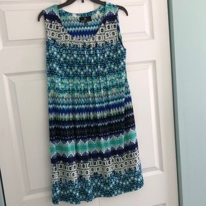 Sleeveless blue multi dress.